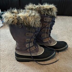 Sorel Women's Winter Boots - Grey